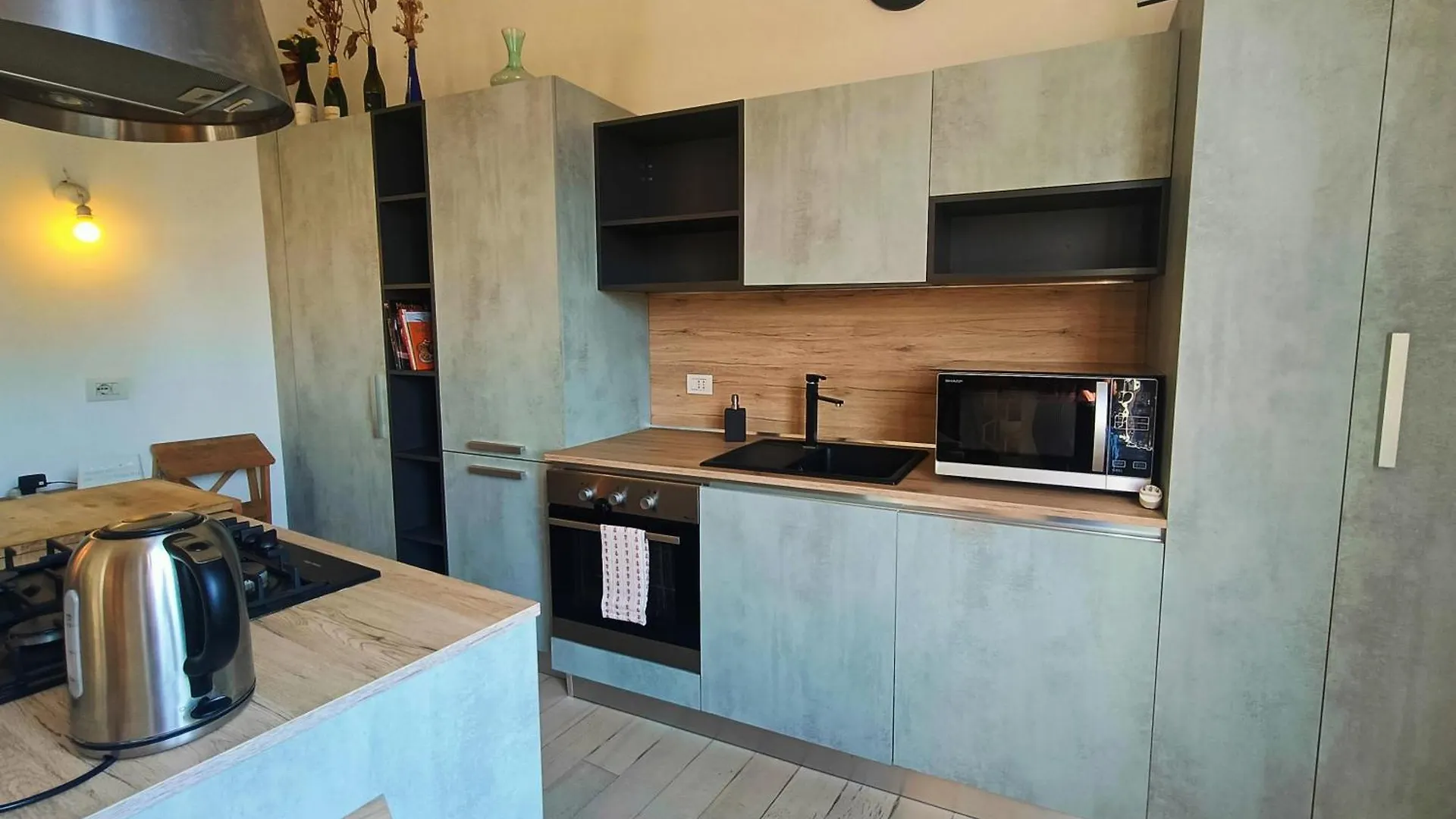 Yr Apartments Milan - Isola 0*,